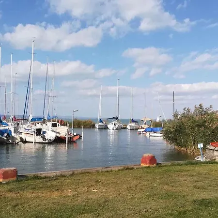 In - Balaton 19976 度假居 希欧福克